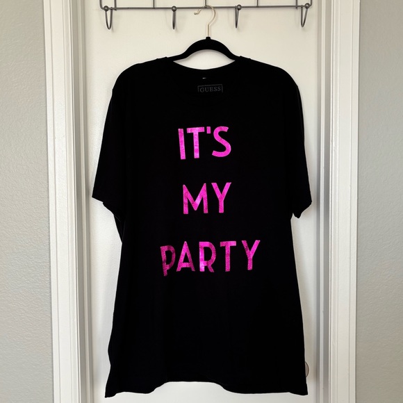 Guess Tops - Guess • JLO ‘IT’S MY PARTY’ Summer 2019 T-Shirt - Tour Merch - Size XXL